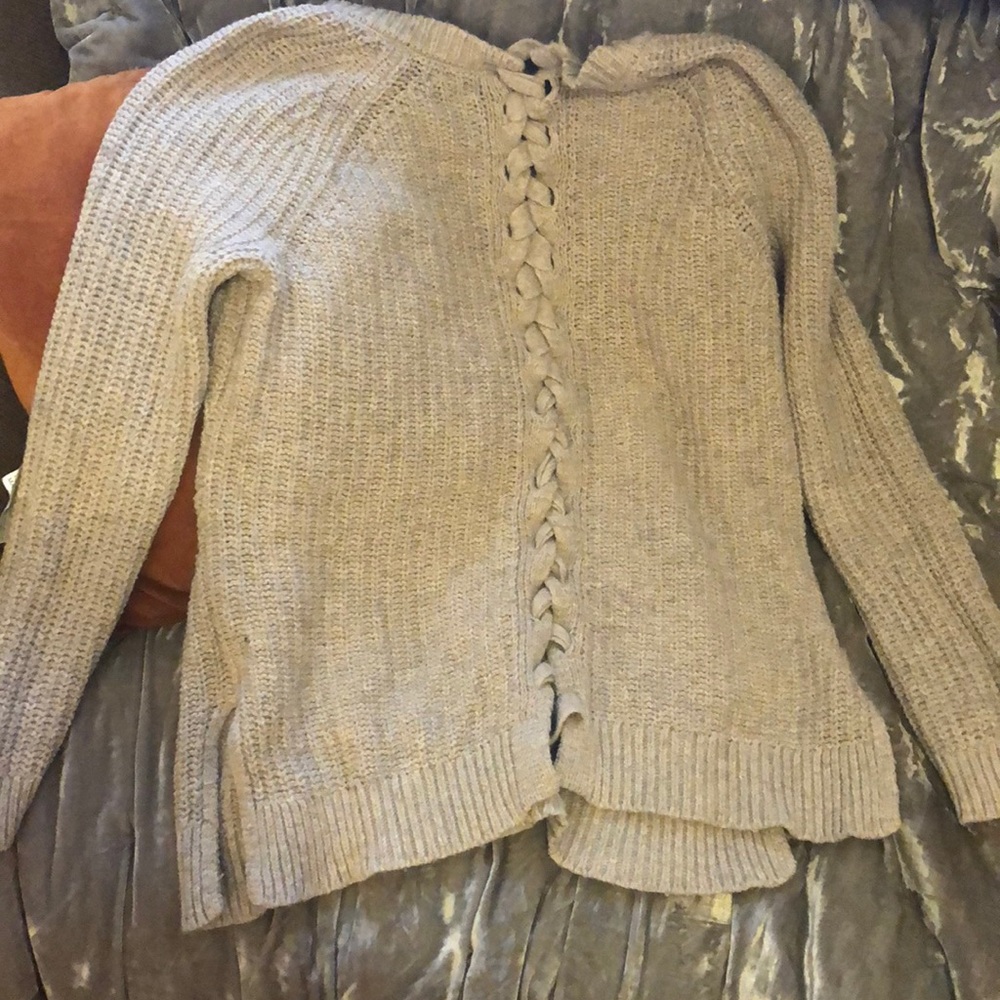 Arie sweater with ties.
